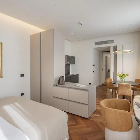 Hotel Pierre