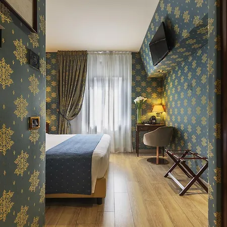 Hotel Pierre