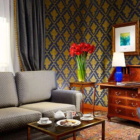 Hotel Pierre Milán
