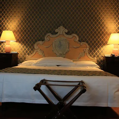 Hotel Pierre