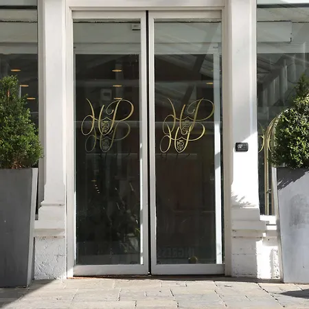 Pierre Hotel Milán