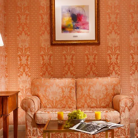 Hotel Pierre 5*