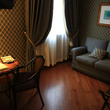 Hotel Pierre Milan